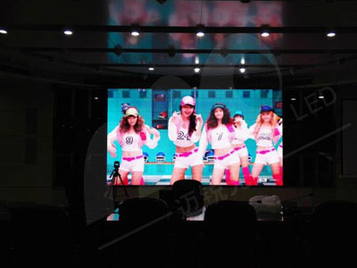 湖北省疾控中心室內LED顯示屏